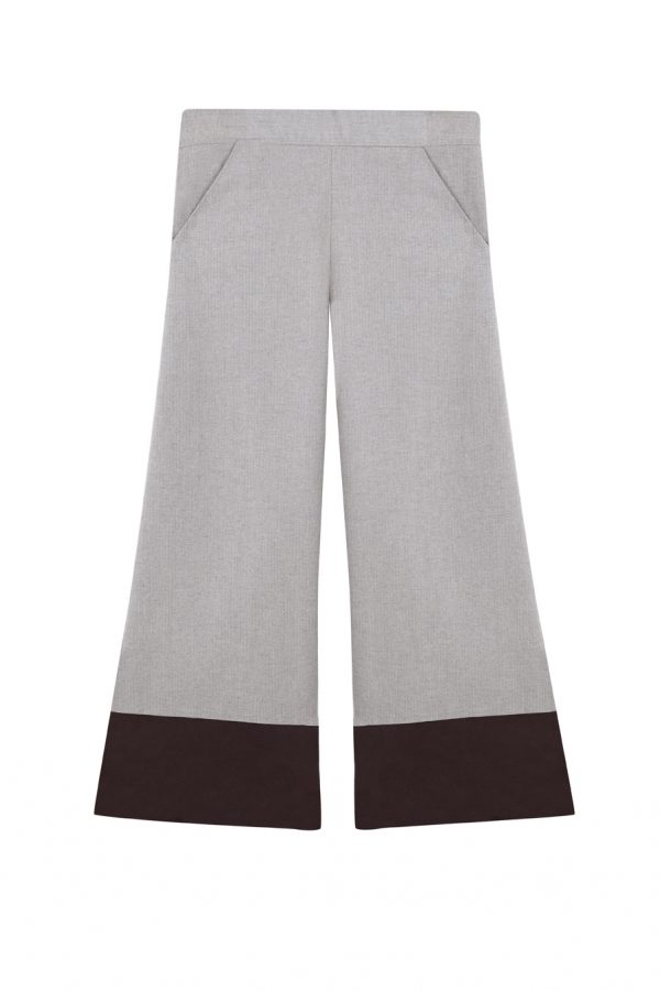 pantalon de algodon con terciopelo de tiro medio con bolsillos y borde inferior color marron