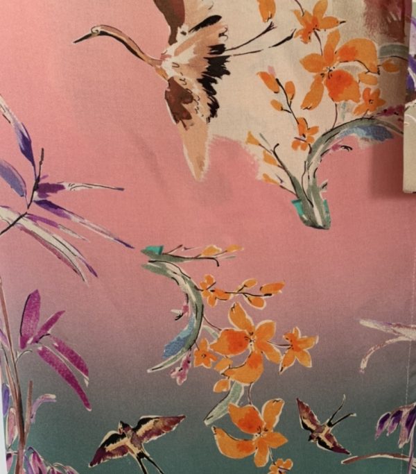 estampado aves y flores de la nueva coleccion de paloma lajud primavera verano 2020